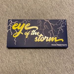Kylie Jenner: Eye of the Storm Eyeshadow Palette